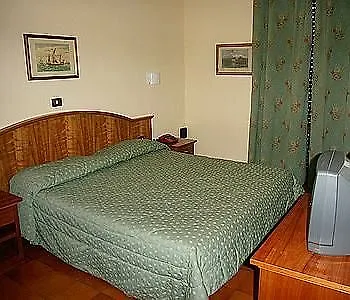 Szálloda Boni Cerri 2*