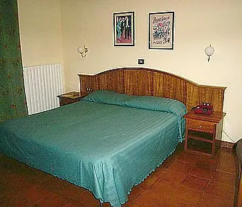 Boni Cerri 2*